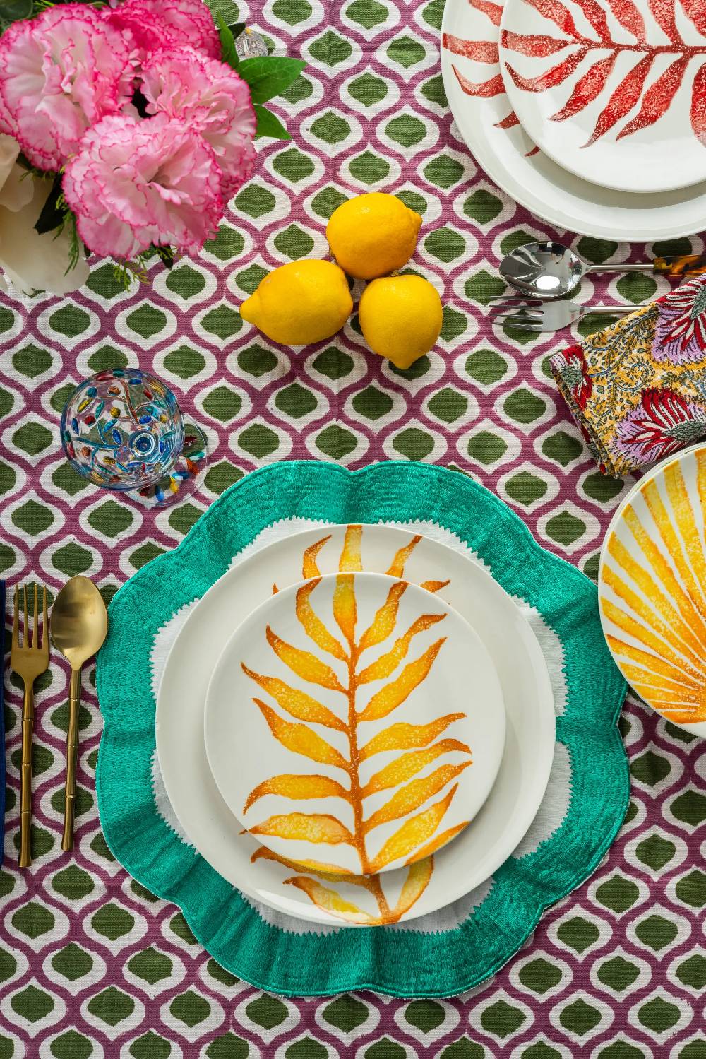 Les Ottomans Ceramic plate leaves LE01 Promozione temporanea