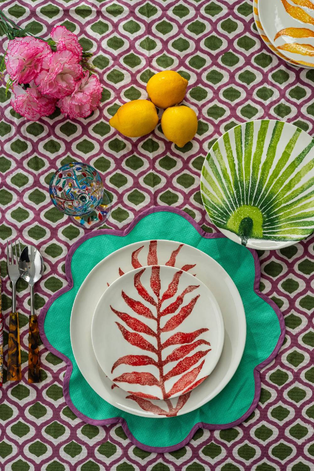 Les Ottomans Ceramic plate leaves LE02 Fino al 50% di sconto