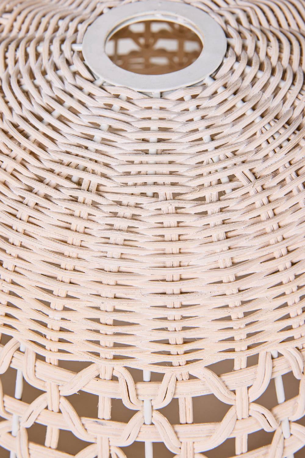 Novità Home Lumiere - Cappello Lampadario In Midollino Traforato Bianco Offerta migliore