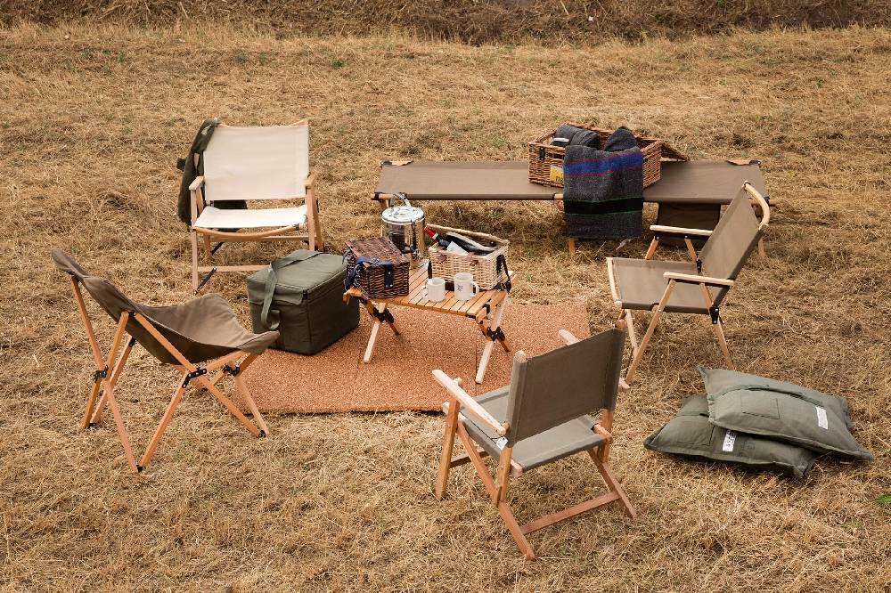 Novità Home Glamping - Poltrona Pieghevole in Tela e Legno di Faggio Beige Sconti questo mese