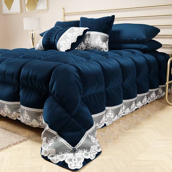 PETTI Trapunta Invernale in Morbido e Caldo Velluto e Balza con Pizzo Rebrodè Blu By Sissy Offerte stagionali