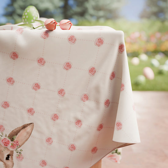 PETTI Tovaglia Pasquale da Tavola Antimacchia, Copritavolo Pasqua da Cucina Pink Rabbit Black Friday Prezzi