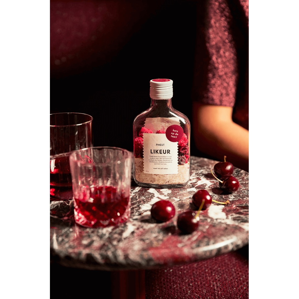 Sbam Design Pineut – fiaschetta preparato per liquore alla ciliegia Italy