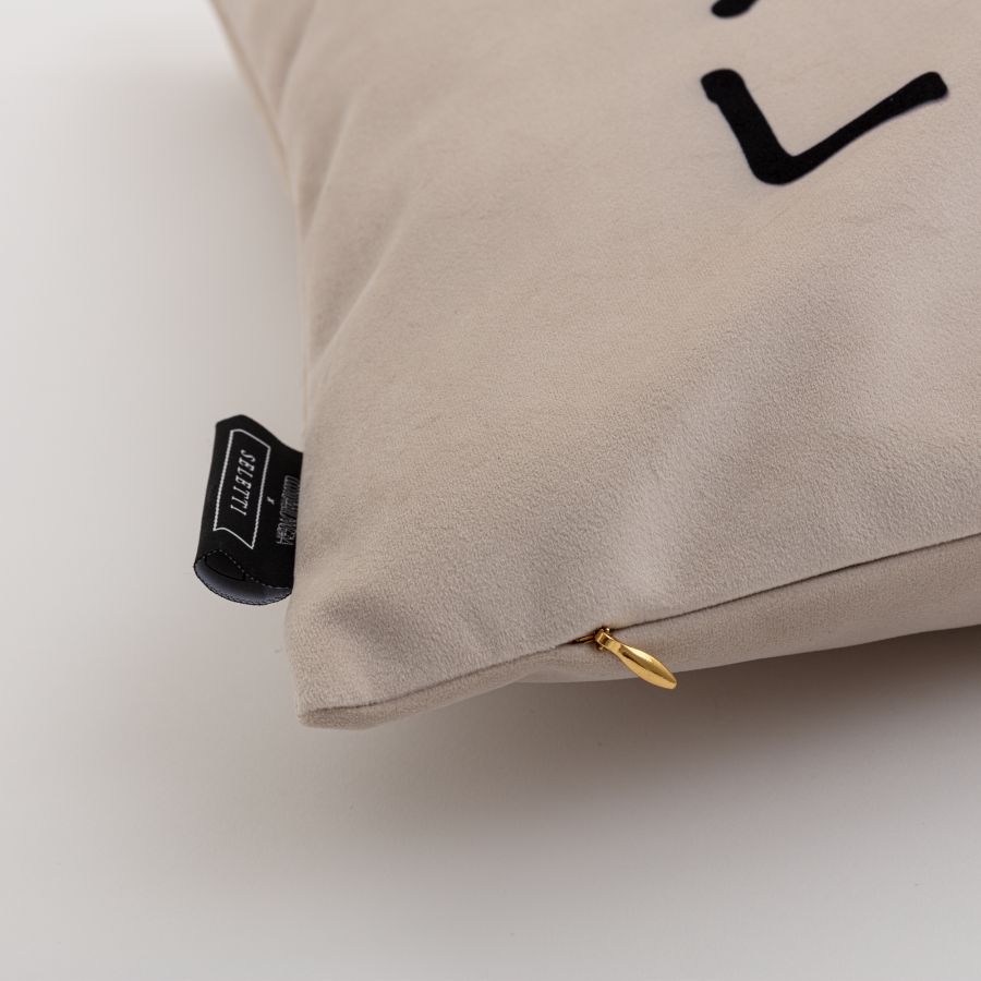 Seletti Cushion Dream-Merda Black Vendita