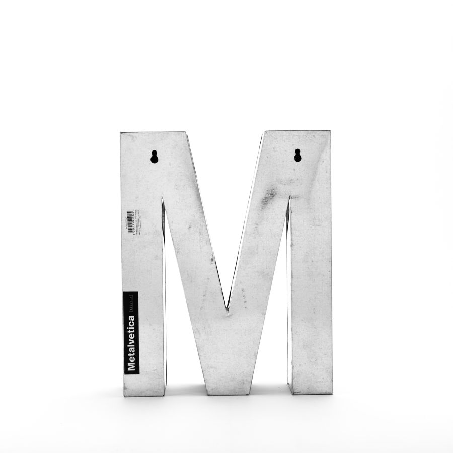 Seletti "METALVETICA" Discount Store per i nuovi prodotti